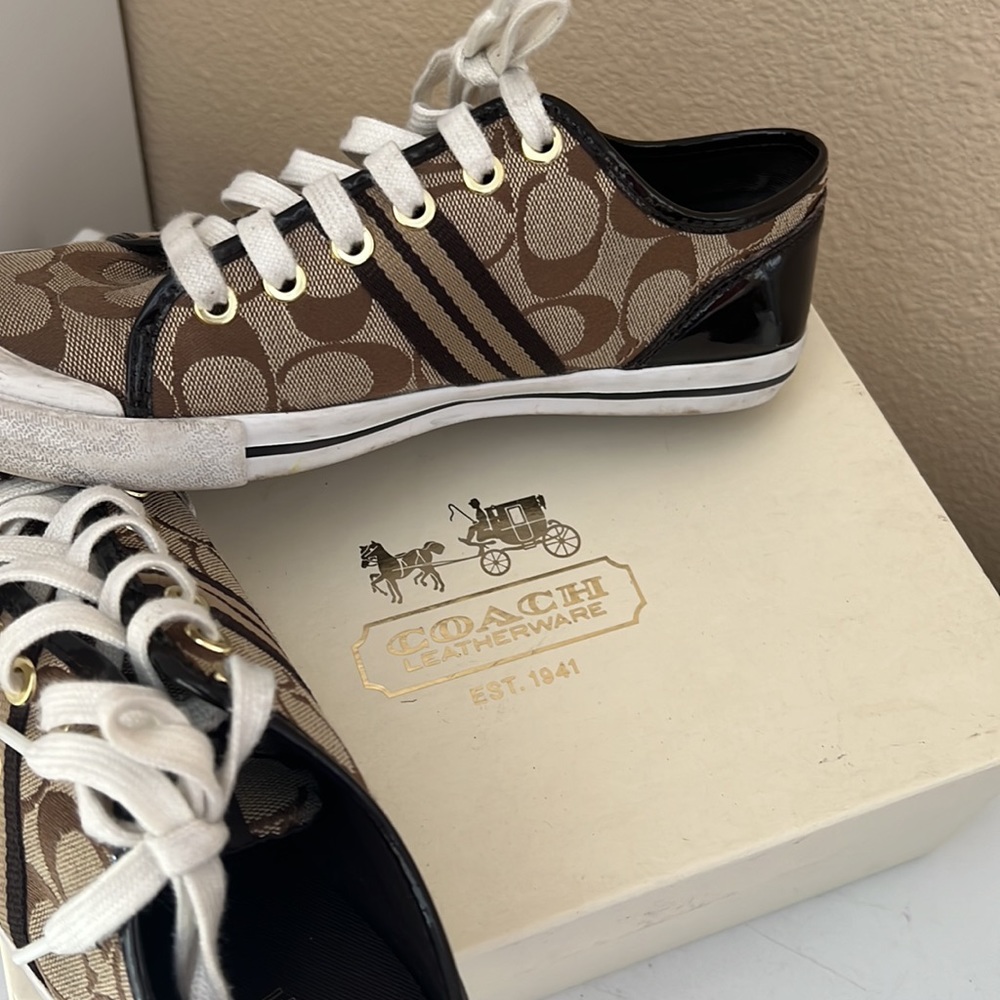 Coach Folly sneakers size 7 used with box - Picture 8 of 8